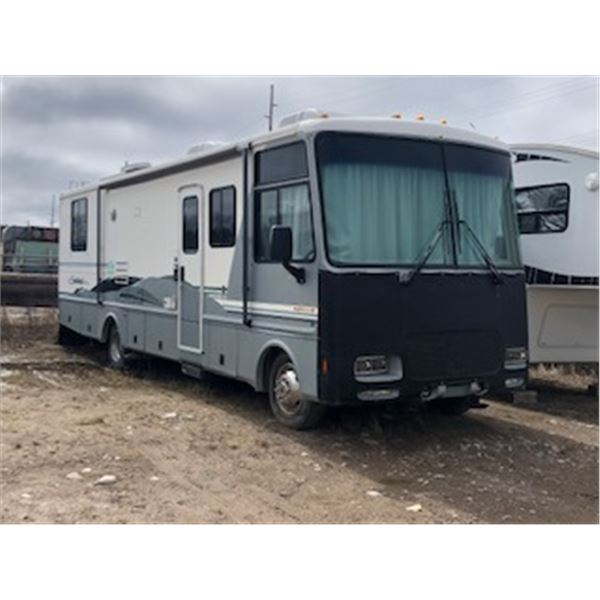 2000 Fleedwood Motorhome