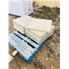 Image 1 : cement blocks