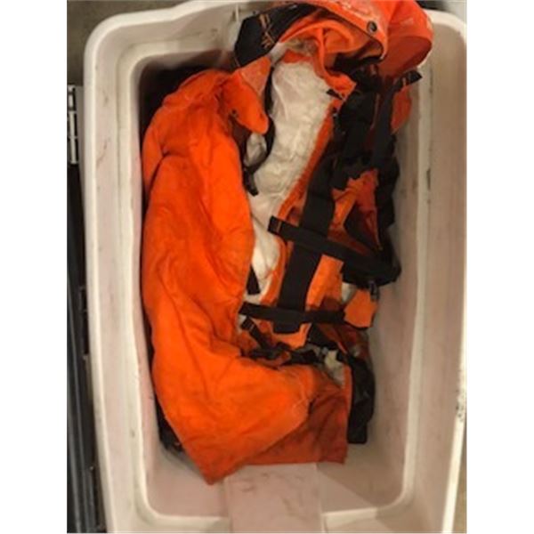 box of chainsaw pants - 4 pair