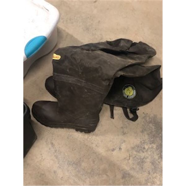 hip wader - size 9