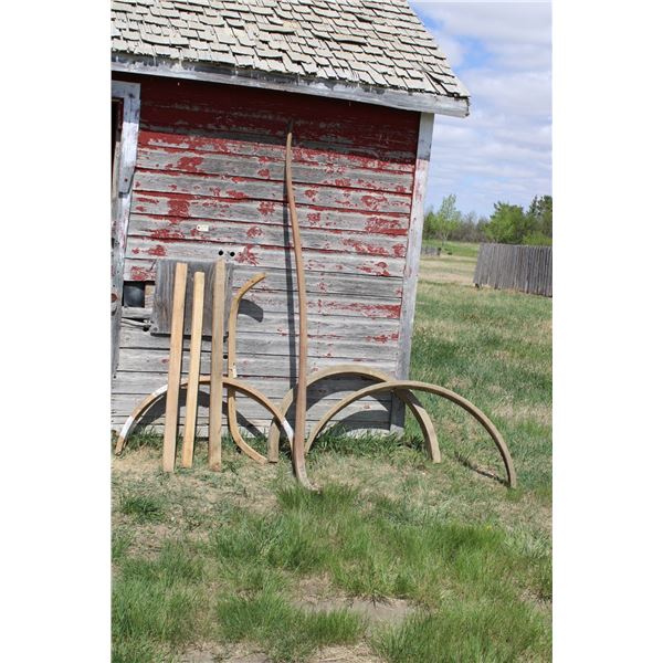 Wooden Buggy Related Items