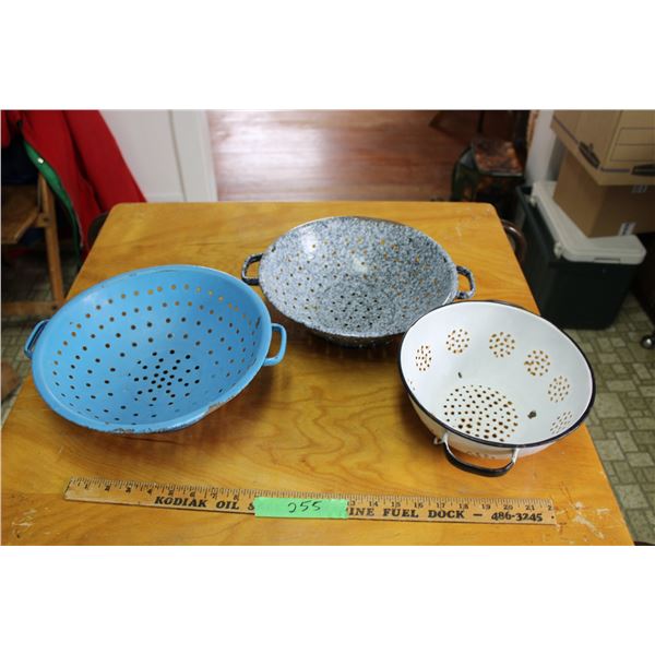 3 Enamel Ware Strainers