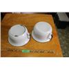 Image 3 : 2 Enamel Chamber Pots