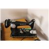 Image 5 : Singer Sewing Machine
