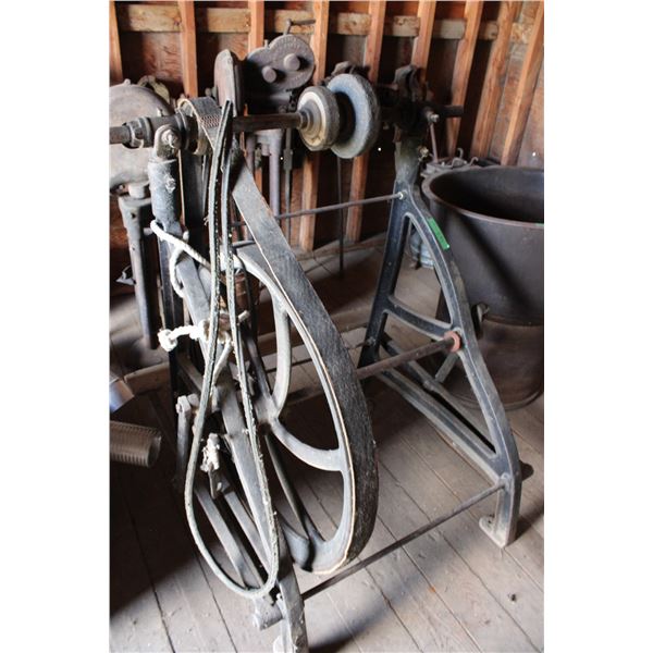 Vintage Grinding Machine