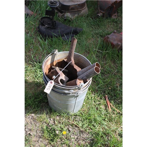 3 Galvanized Pails with Shovel Rod Holders
