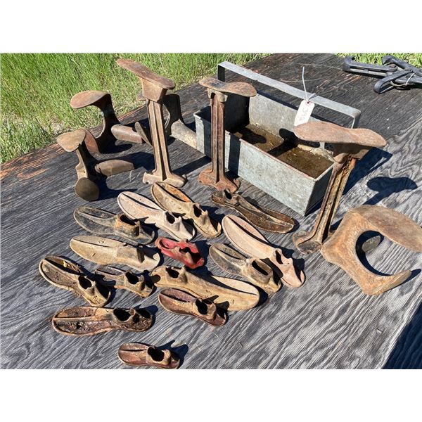 Shoe Repair with Tray Misc