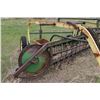 Image 2 : John Deere Side Rake 12 ft