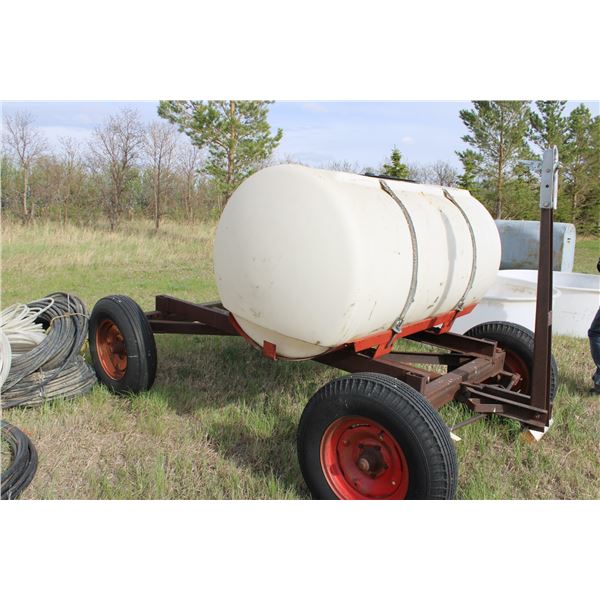 4 Wheel Wagon With Water Tank 200 Gallon