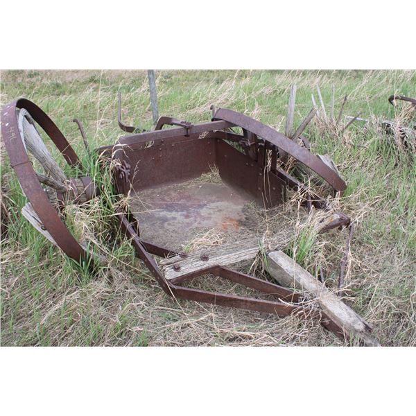 Horse drawn tumble bug and buggy frame