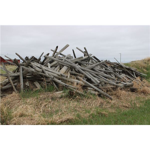 Pile of Used Board Fence Poles Railway Ties (Huge Lot)