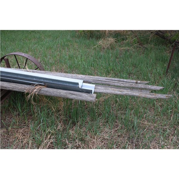 Steel Wheel Wagon with Poles and Roof Capping