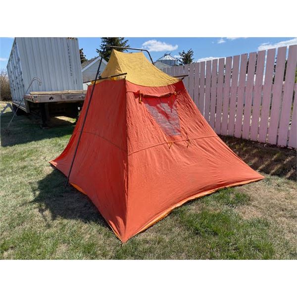 8ft x 11ft Tent