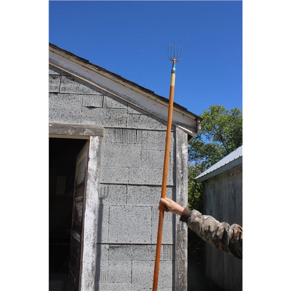 Fishing Galf 104" Long