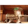 Image 2 : No. 32 Enterprise Meat Grinder