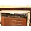 Image 2 : Window Air Conditioner