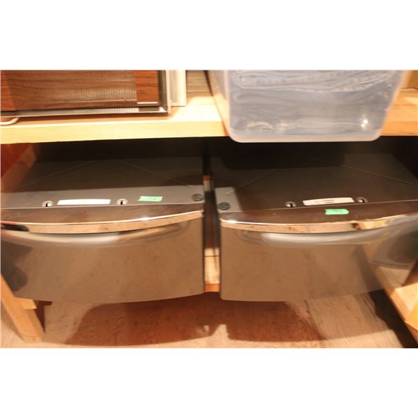 Maytag 15.5” pedestal’s for front load washer and dryer, metallic slate color, Model # XHPC155YCO