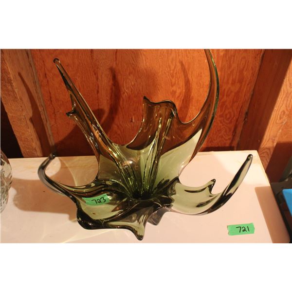 Art Glass Centerpiece - Staghorn design blown glass vase circa 1970’s