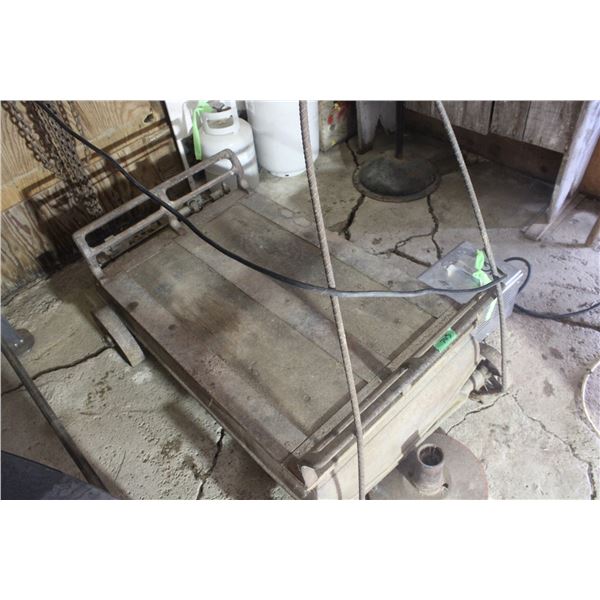 Railway Scale? 4 Wheel Cart Scale with Weights