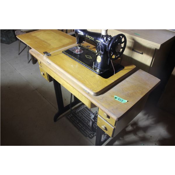Singer Sewing Machine in Cabinet
