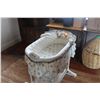 Image 1 : Singing Bassinet Baby Basket