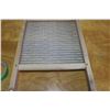 Image 2 : Vintage National Washboard