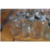 Image 3 : 20 Vintage Mason Jars A Few Are Blue