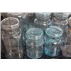 Image 2 : 15 Vintage Mason Jars Some Are Blue or Colored