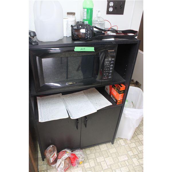 Panasonic Microwave and Stand