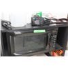Image 2 : Panasonic Microwave and Stand