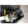 Image 4 : 16" John Deere Chainsaw with Plastic Case