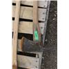 Image 2 : Firemans Axe Has Handle