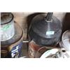 Image 4 : Vintage Gas Cans Grease Container Jerry Can