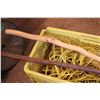 Image 4 : 2 Walking Sticks Crate and Rope