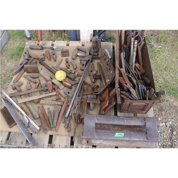 Pallet Hand Tools Scrap Iron