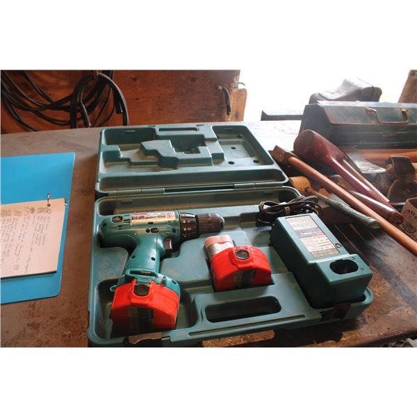 Makita 14.5 Volt Drill In Case Extra Battery