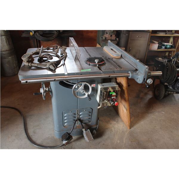 Rockwell Table Saw Heavy Duty (220 Plug)