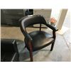 Image 2 : BLACK TRADITIONAL MAHOGANY FRAME ARM CHAIR