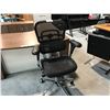 Image 1 : BLACK MESH HI-BACK TASK CHAIR S1