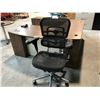 Image 2 : BLACK MESH HI-BACK TASK CHAIR S1
