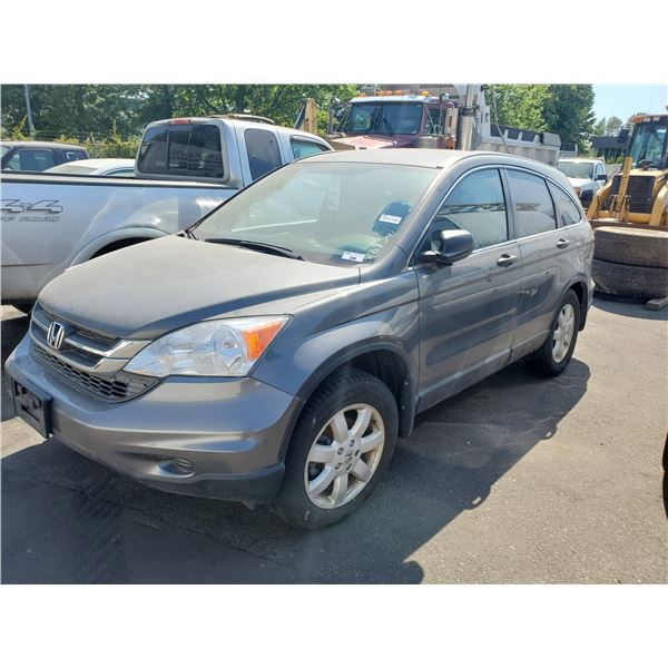 2011 HONDA CR-V 4WD, 4DR SUV, GREY, VIN # 5J6RE4H3XBL815252