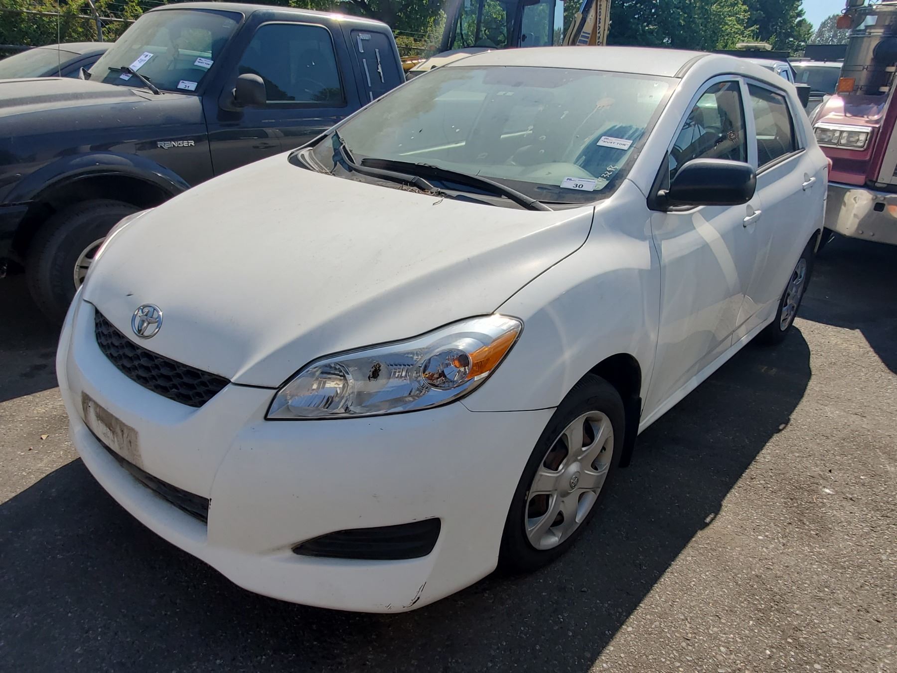 2009 Matrix White Rear 2009 TOYOTA MATRIX, 4DR HATCHBACK, WHITE, VIN # 2T1KU40E09C092892 ...
