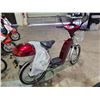 Image 2 : RED TDL802ZII ELECTRIC BICYCLE 165LBS CAPACITY, MAX SPEED 28KM/H WITH SPARE BATTERY