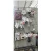 Image 1 : ASSORTMENT OF ARCHERY ACCESSORIES