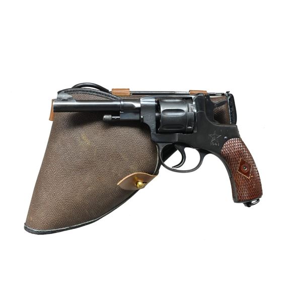 RUSSIAN IZHEVSK MODEL 1895 WWII REVOLVER.