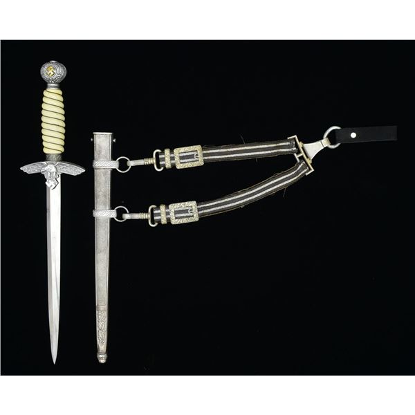 WWII GERMAN LUFTWAFFE SECOND MODEL DAGGER.