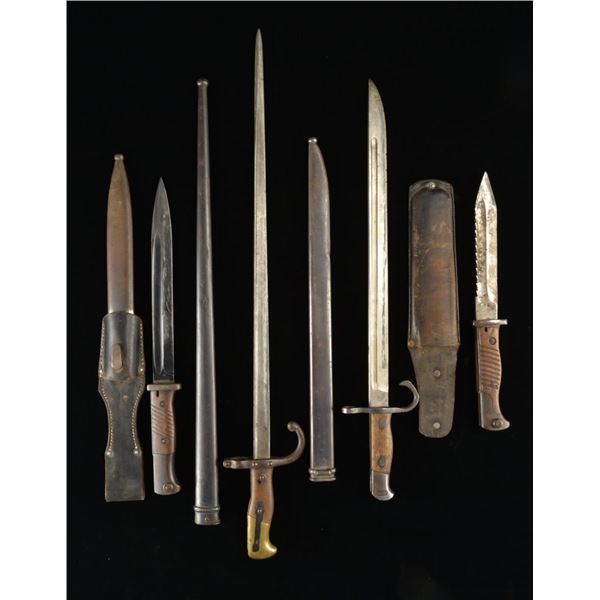 4 BAYONETS OF THE WORLD.