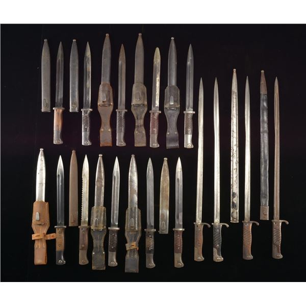 15 WWI & WWII GERMAN BAYONETS.