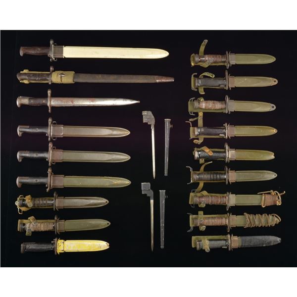 31 AMERICAN & BRITISH BAYONETS.