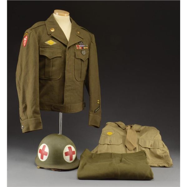 WWII US MEDICS M1 HELMET & UNIFORM.